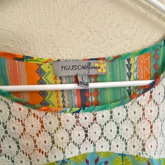 Figueroa & Flower Lady Anthropologie Aztec Floral mixed prints Top large - Picture 8 of 8